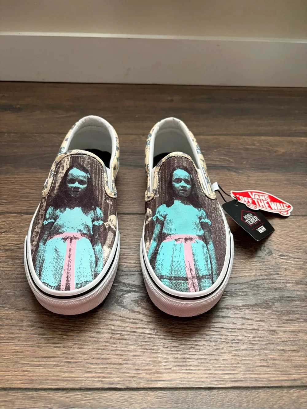 Vans X House Of Terror 'The Shining' Twins Slip On Women’s 7 Horror Shoe